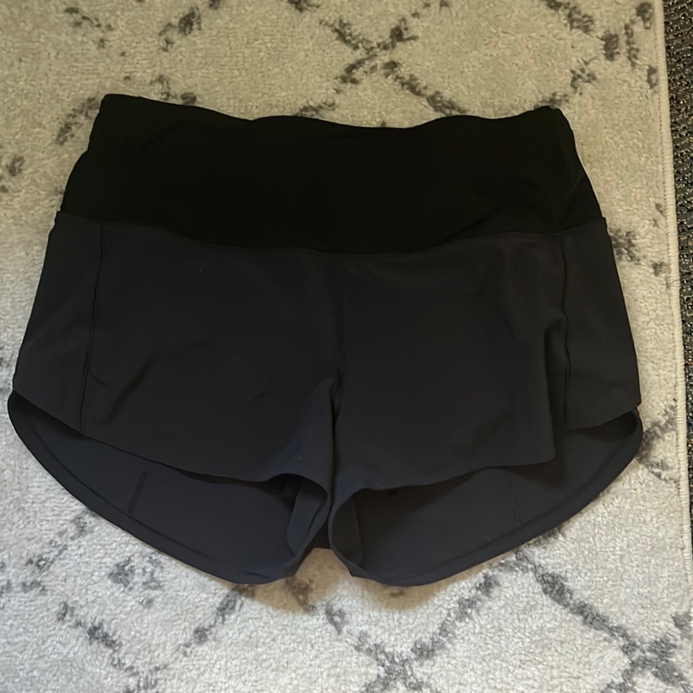 Lululemon shortie shorts